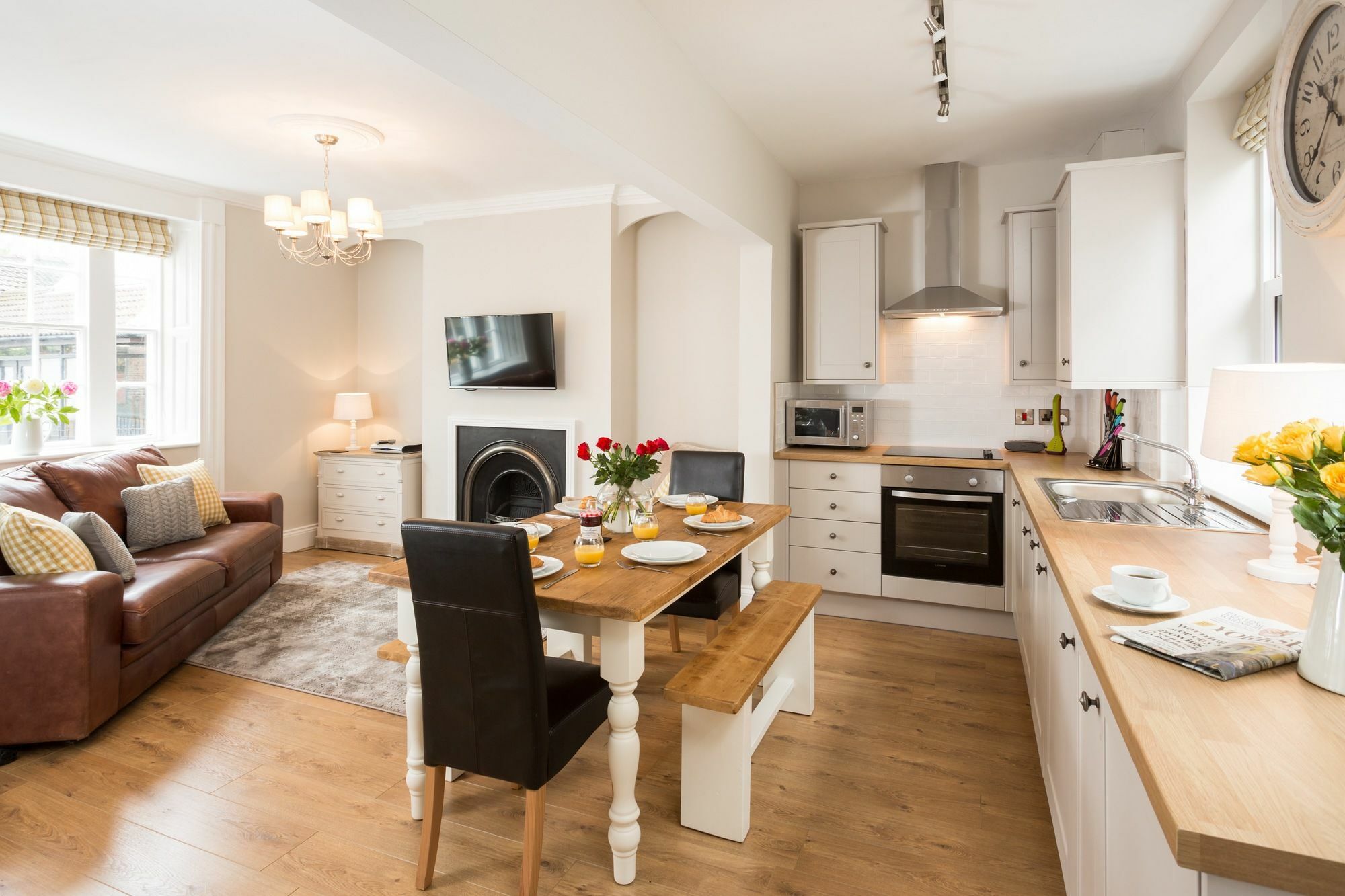 Вилла Cintra House Уитби Экстерьер фото